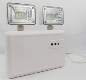 Lampe LED d'urgence double tête rechargeable IP65